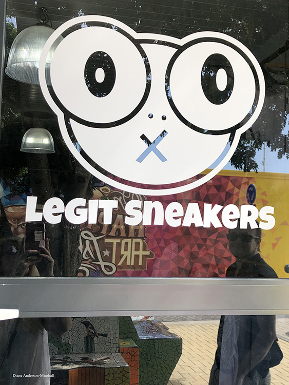 Legit Sneakers in Aruba Legit Sneakers Diane